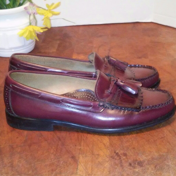 bass kiltie tassel loafer